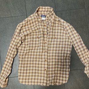 Men’s Patagonia button down